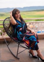 Robe d’Été Fluide et Opaque : Le Look Tropical Chic - Midnight Black - Image 3